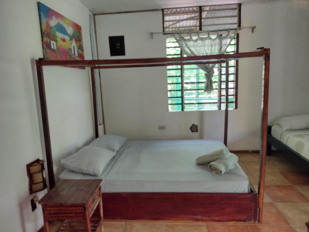 Cabinas Del Mar Hostel Samara