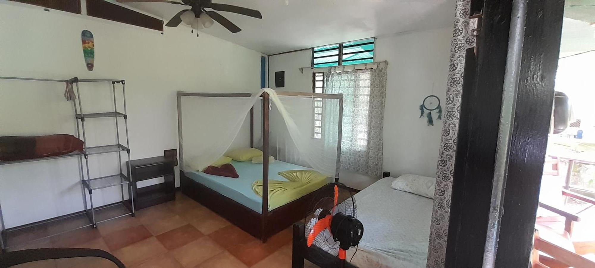 Cabinas Del Mar Hostel